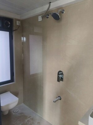 Attached Bathroom in 1 BHK Apartment at Sheth Vasant Oasis, Andheri East – for Rent