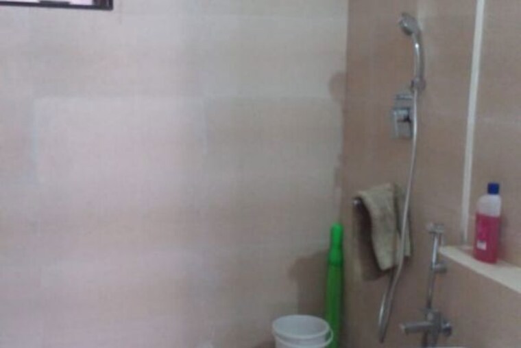 Bathroom, mhada colony 2 Bedroom 950 Sq.Ft. Apartment In Mhada Colony Mumbai 10390295