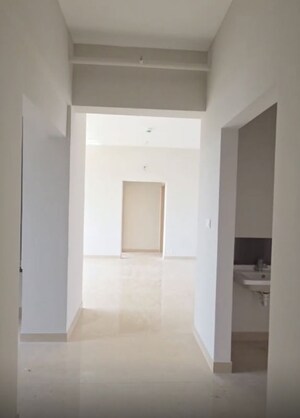 Room in 3 BHK Apartment at Kumar Siddhachal, Market Yard – for Rent