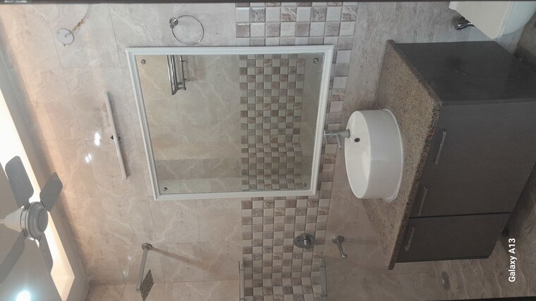 Bathroom, uppal-southend 3 Bedroom 2100 Sq.Ft. Builder Floor In Sector 49 Gurgaon 10390587