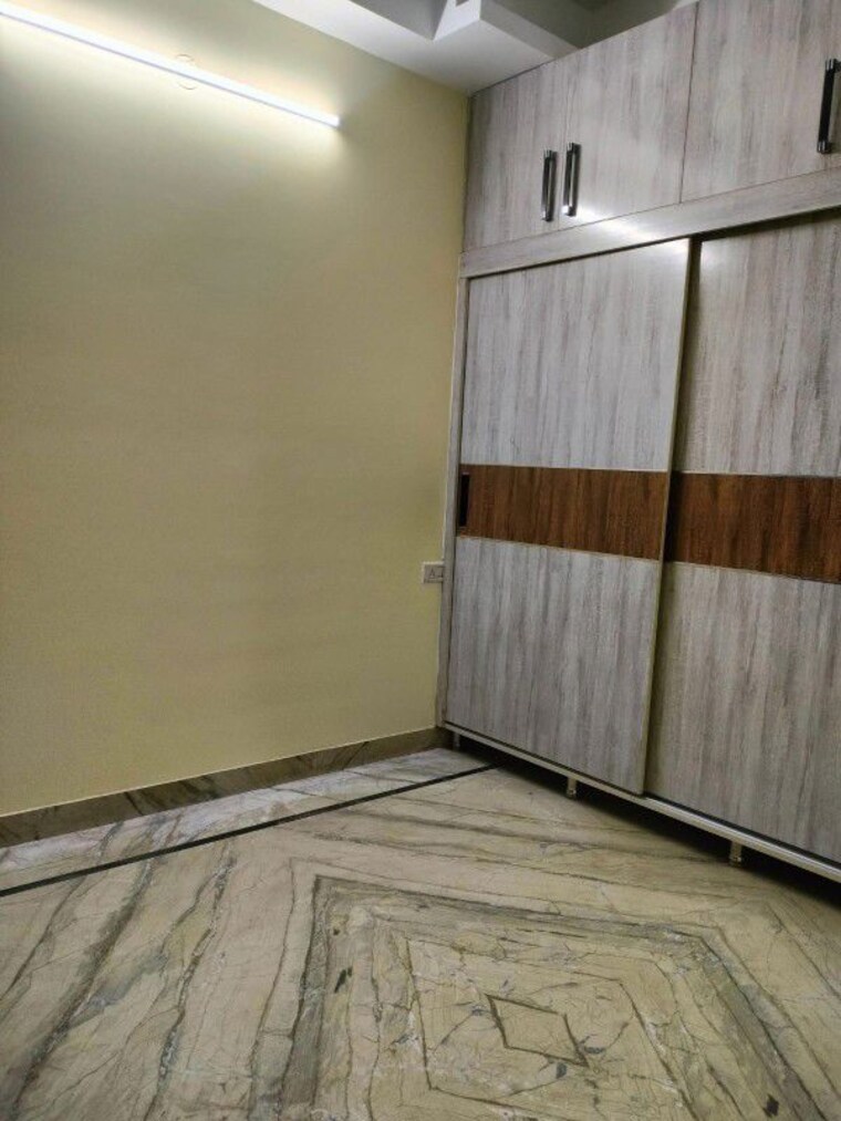 Room, sector 14 2 Bedroom 1278 Sq.Ft. Independent House In Sector 14 Gurgaon 10390599