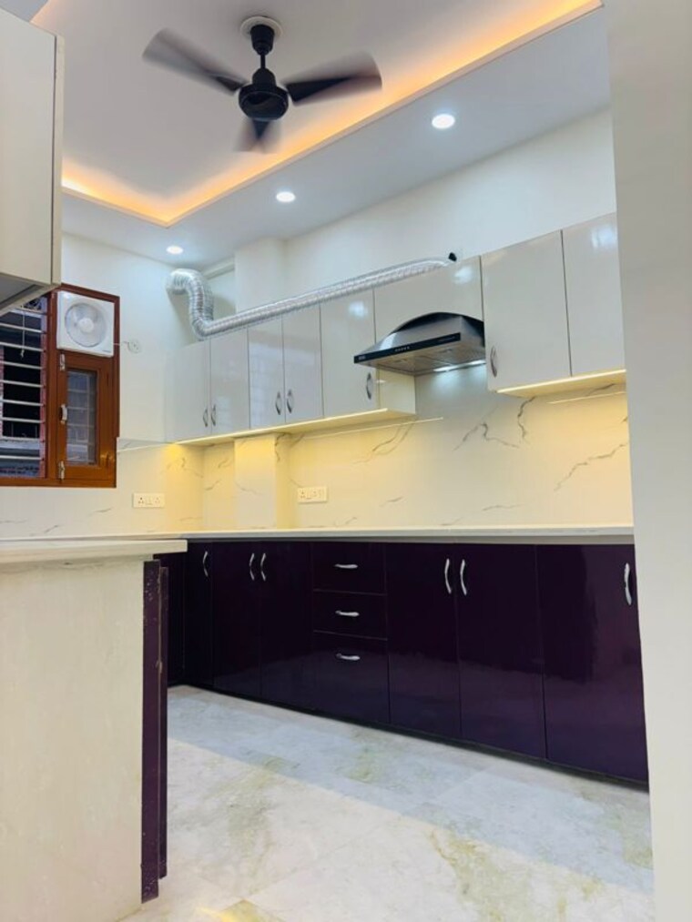 Kitchen, sector 46 3 Bedroom 1800 Sq.Ft. Builder Floor In Sector 46 Gurgaon 10390608
