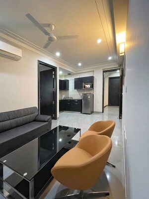 Team Area in 1 BHK Apartment at Saket – for Rent