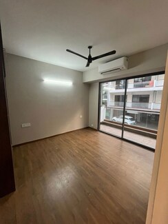 3 BHK + Pooja Room Builder Floor For Rent in Signature Global City 63A