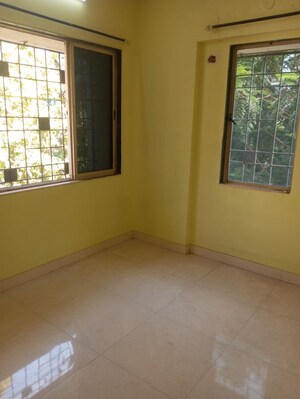 Room in 1 BHK Apartment at Swastik Residency 1, Ghodbunder Road – for Rent