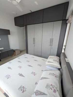 Team Area in 2.5 BHK Apartment at LnT Realty Crescent Bay, Parel – for Rent