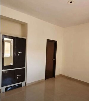 Room in 3 BHK Apartment at Ansal Housing Woodbury, Patiala Road – for Rent