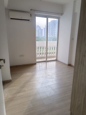 2 BHK Apartment For Rent in Signature Global City, Sector 37d