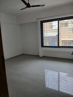 Room in 3 BHK Apartment at Sai Arham, Kondhwa Budruk – for Rent