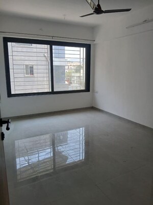 Room in 3 BHK Apartment at Sai Arham, Kondhwa Budruk – for Rent