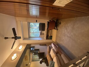 Room in 1.5 BHK Apartment at Meena Apartment Byculla, Byculla – for Rent