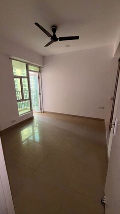 3 BHK + Servant Room Apartment For Sale in Hawelia Valenova Park