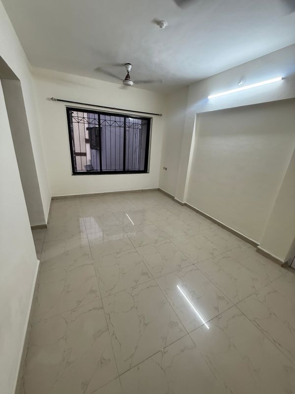 3 BHK 800 Sq.Ft. Apartment in Teenmurty Summit