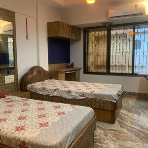 Bedroom in 3 BHK Apartment at Borivali West – for Rent