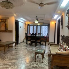 3 BHK + Extra Room Apartment For Rent in Borivali West