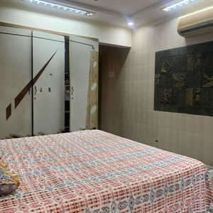 Bedroom in 3 BHK Apartment at Borivali West – for Rent