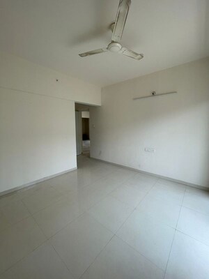 Room in 2 BHK Apartment at Godrej Nurture Pune, Mamurdi – for Rent