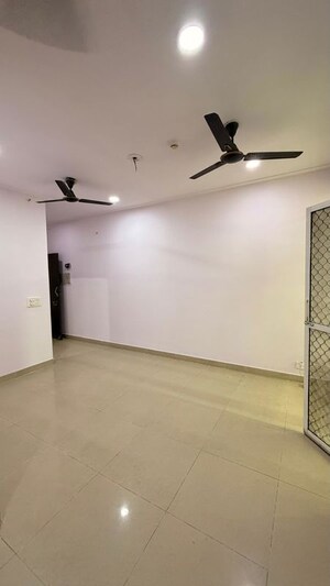 Room in 2 BHK Apartment at Gaur City 2 - 16th Avenue, Sector 16c Greater Noida – for Sale