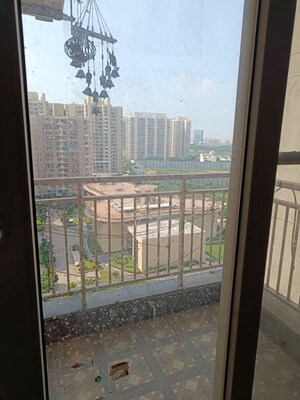 Balcony in 3.5 BHK Apartment at Emaar Palm Hills, Sector 77 – for Rent