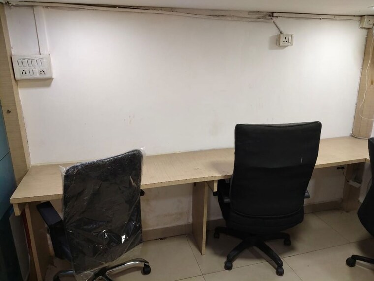 Team Area, haware-fantasia Commercial Office Space 250 Sq.Ft. In Vashi Sector 28 Navi Mumbai 10390847
