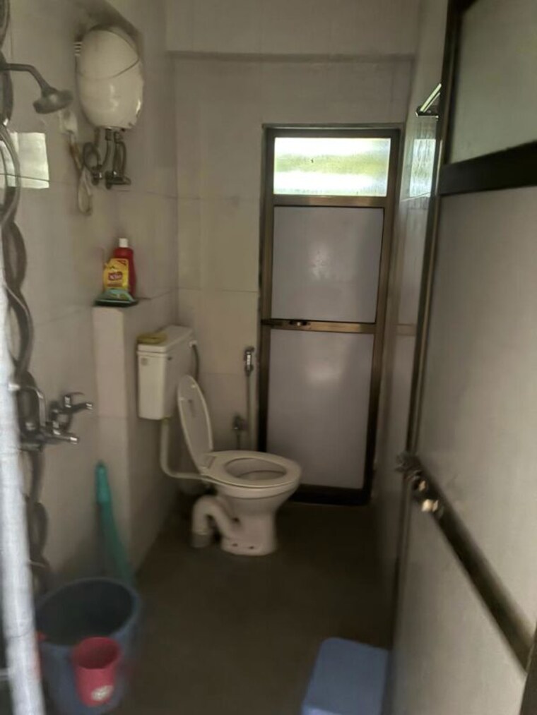 Bathroom, k-m-horizon-palms 2 Bedroom 700 Sq.Ft. Apartment In Owale Thane 10390844
