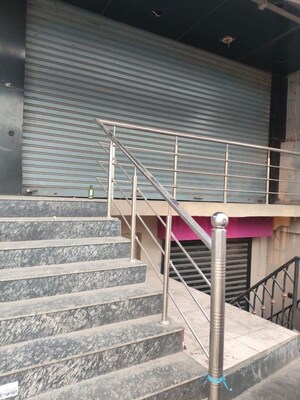  Showroom For Rent in Shaheen Bagh