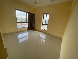 2 BHK Apartment For Sale in Darvesh Grand, Khar West