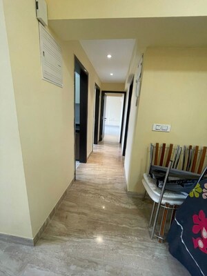  2 BHK Apartment at Darvesh Grand, Khar West – for Sale