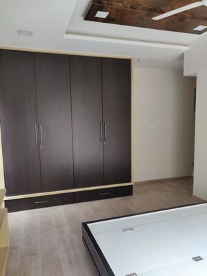 Furnished Amenities in 2 BHK Apartment at Ruparel Ariana, Parel – for Rent