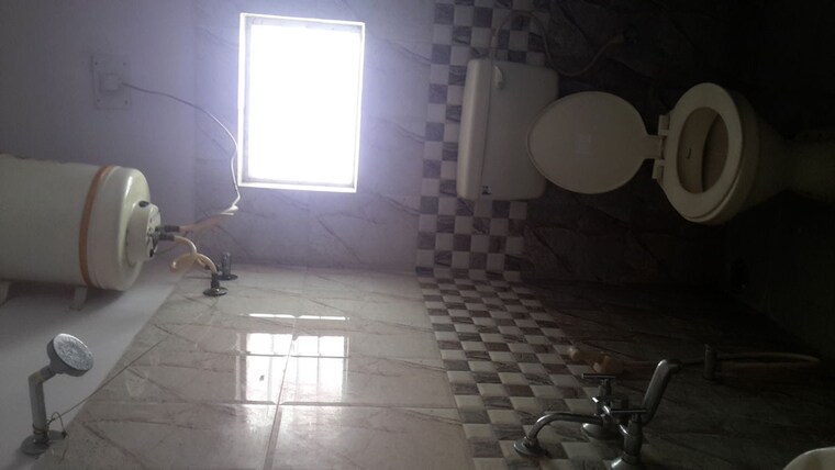 Bathroom, rt nagar 1 RK 570 Sq.Ft. Independent House In Rt Nagar Bangalore 10390875