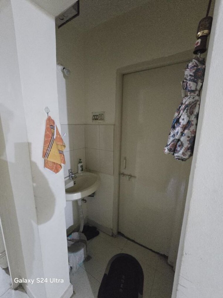 Bathroom, elysian-eden-spaces 1.5 Bedroom 900 Sq.Ft. Apartment In Ravet Pune 10390877