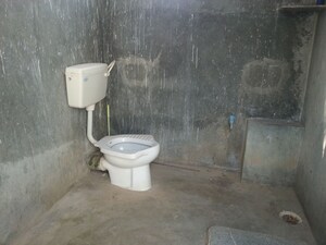 Bathroom in 1 RK Independent House at Rt Nagar – for Rent