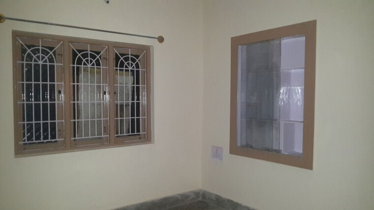 Room, rt nagar 1 RK 560 Sq.Ft. Independent House In Rt Nagar Bangalore 10390889