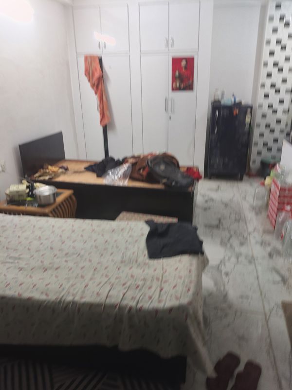 1 BHK Builder Floor For Rent in Chirag Dilli