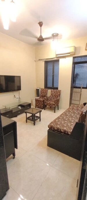 Room in 1 BHK Apartment at dhake colony, Andheri West – for Rent