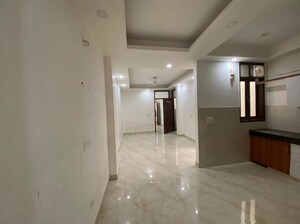 Room in 2 BHK Builder Floor at Palm Residency Chhatarpur, Chattarpur – for Rent