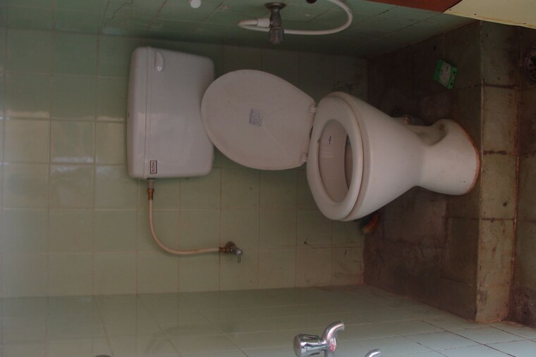 Bathroom, rt nagar 1 RK 570 Sq.Ft. Independent House In Rt Nagar Bangalore 10390904