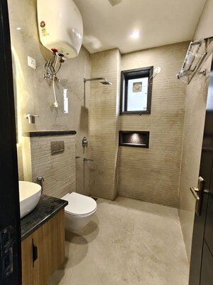 Bathroom in 2 BHK Builder Floor at Ardee City, Sector 52 – for Rent