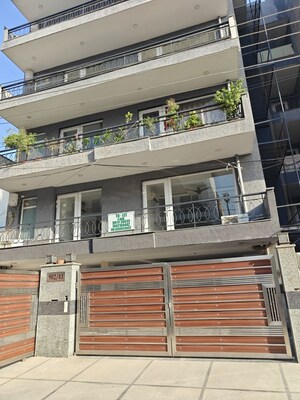 2 BHK Builder Floor – Exterior View View at Ardee City, Sector 52 - for Rent