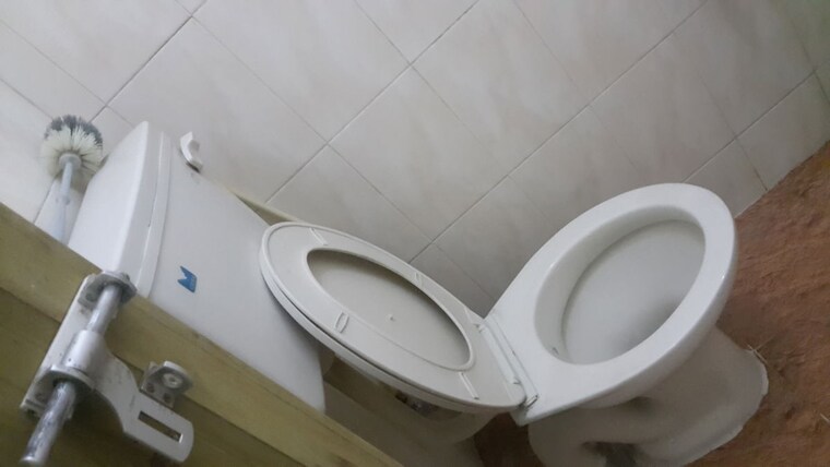 Bathroom, rt nagar 1 RK 560 Sq.Ft. Independent House In Rt Nagar Bangalore 10390908