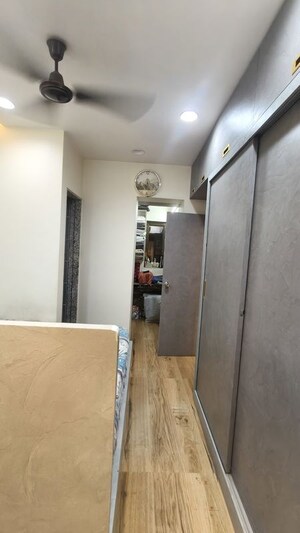 Furnished Amenities in 2.5 BHK Apartment at Chaurang CHS, Sanpada – for Rent