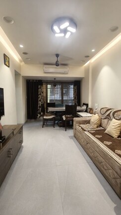 2.5 BHK + Extra Room Apartment For Rent in Chaurang CHS