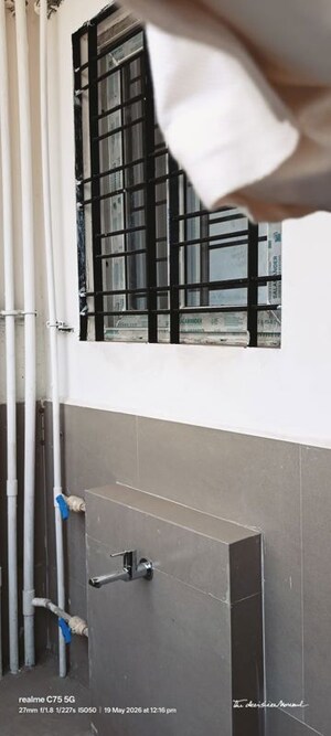 Staircase in 2 BHK Apartment at Civil Lines – for Rent
