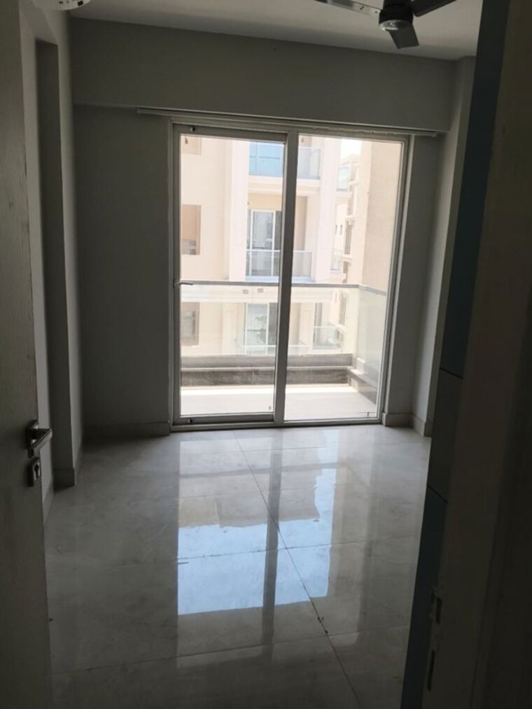 Room, smart-world-orchard 2.5 Bedroom 1200 Sq.Ft. Builder Floor In Sector 61 Gurgaon 10390957