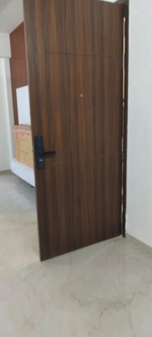 Bedroom in 2.5 BHK Builder Floor at Smart World Orchard, Sector 61 – for Rent