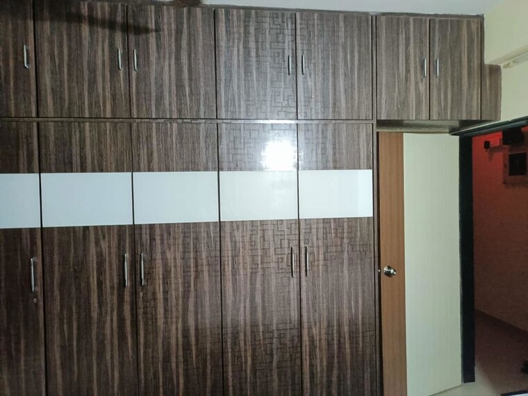 Bathroom, mantri-serene 2 Bedroom 650 Sq.Ft. Apartment In Goregaon East Mumbai 10390955