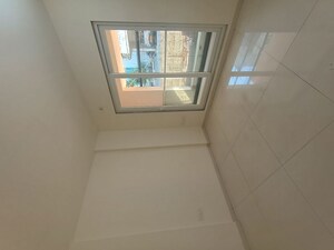 Room in 1 BHK Apartment at Dosti Group Planet North P180, Shilphata – for Rent