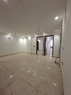 Room in 3 BHK Apartment at Jawahar Nagar – for Sale
