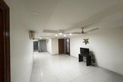 3 BHK Builder Floor For Rent in Sector 45