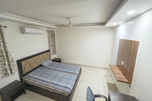 Bedroom in 3 BHK Builder Floor at Sector 45 – for Rent